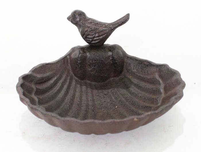 bird bath for garden decoration